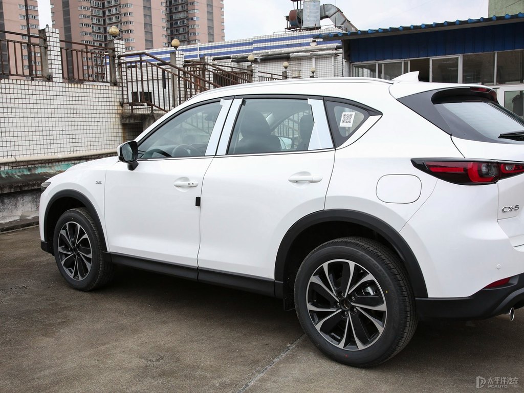 馬自達(dá)CX-5車身外觀圖片