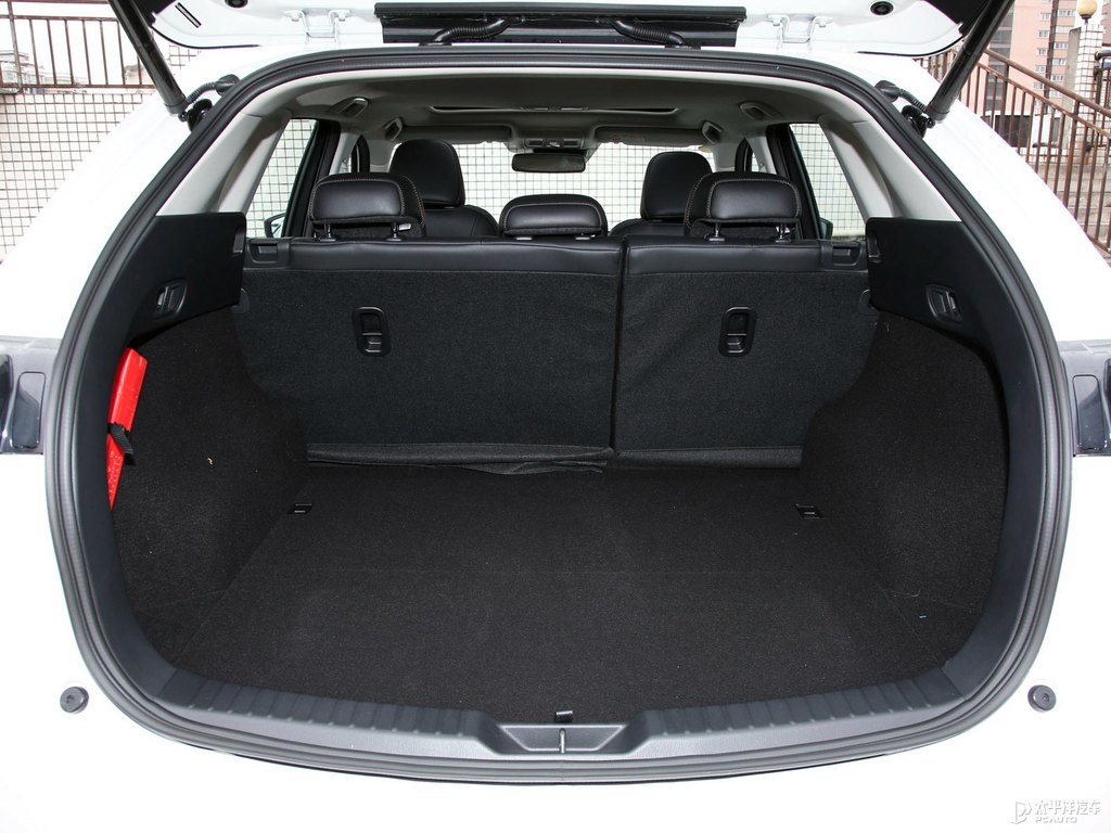 馬自達(dá)CX-5后備廂空間圖片