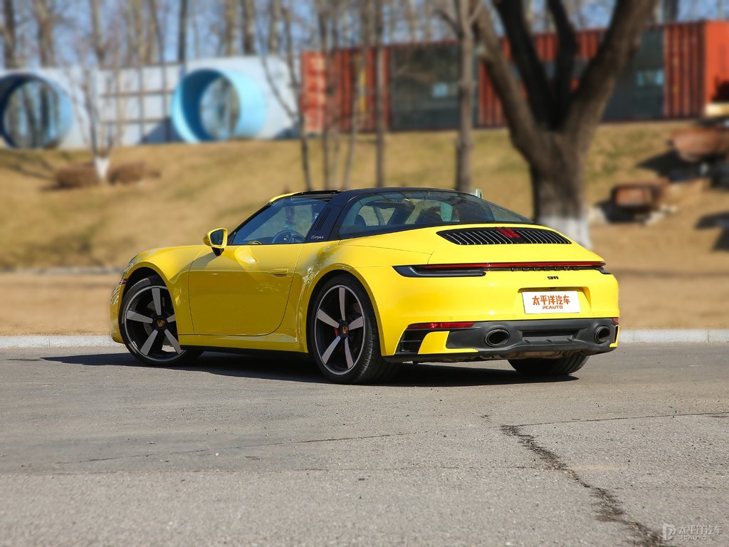 競速黃保時捷911整車外觀外觀圖片