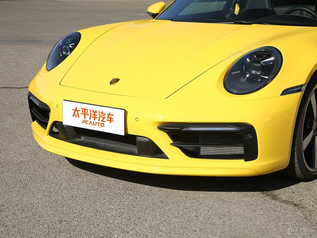 競速黃保時(shí)捷911車頭外觀圖片
