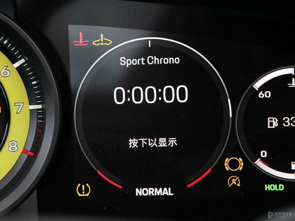 競速黃保時(shí)捷911中控內(nèi)飾圖片