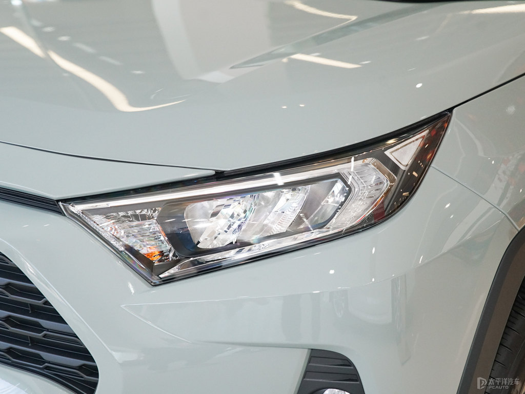 米蘭卡其RAV4榮放車頭外觀圖片