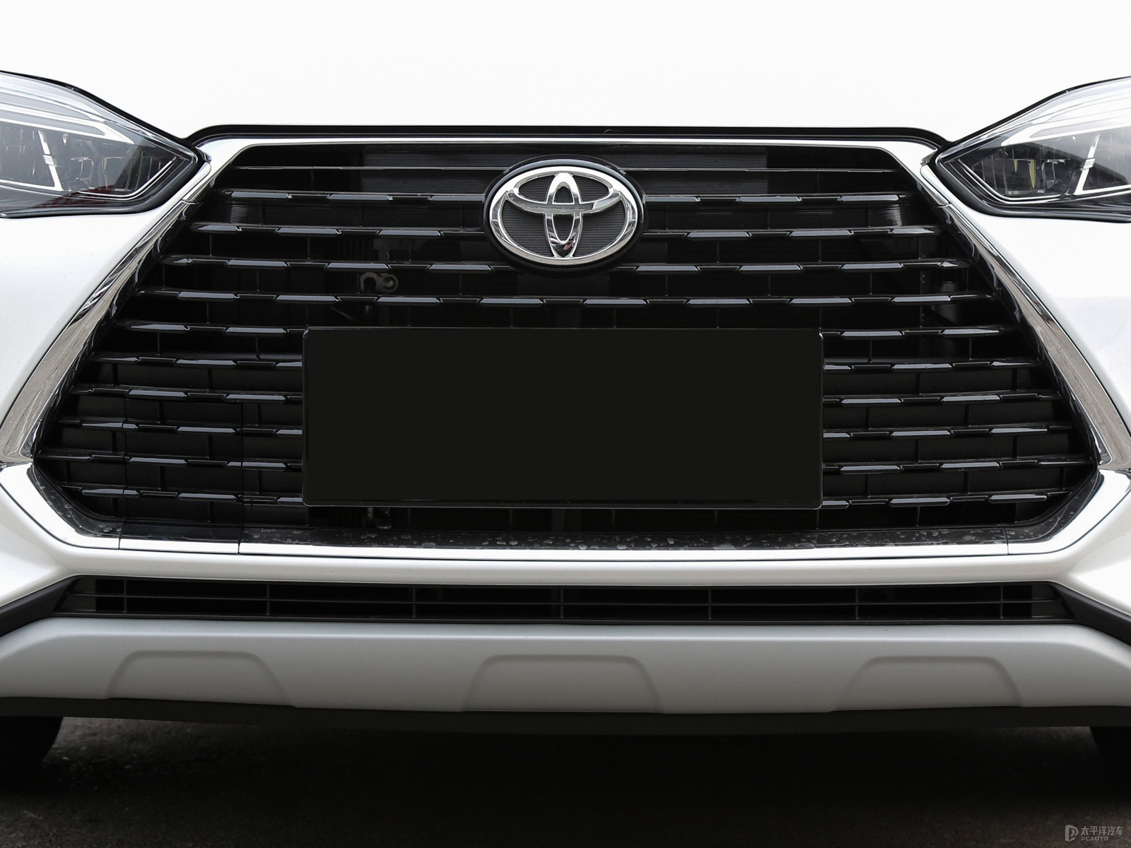 YARiS L 致炫X外觀高清大圖