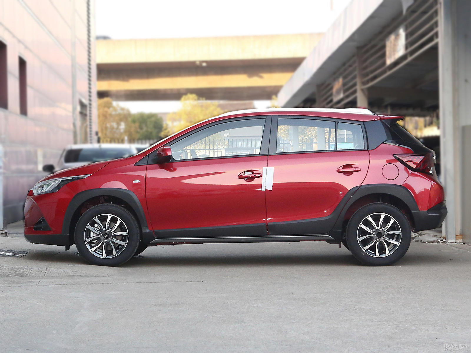YARiS L 致炫X外觀高清大圖