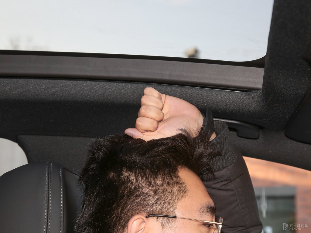 ׎rGLEAMG{˿ggDƬ