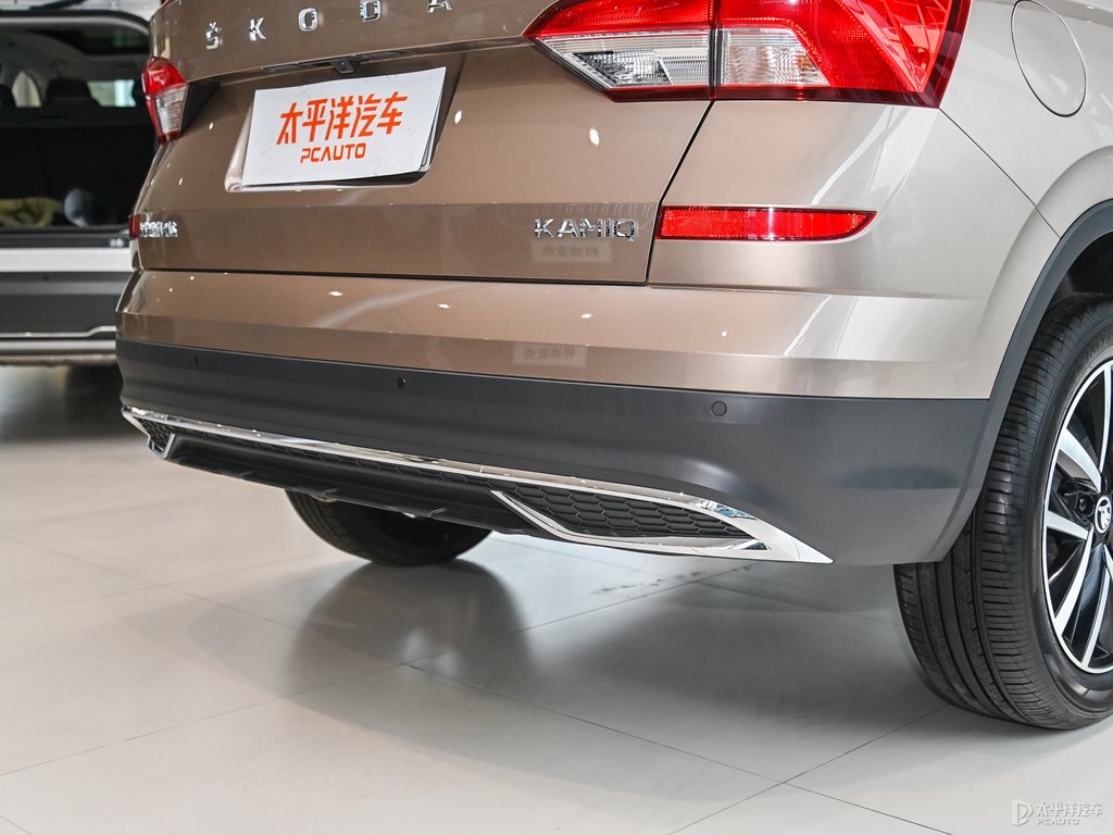 摩登金柯米克車尾外觀圖片