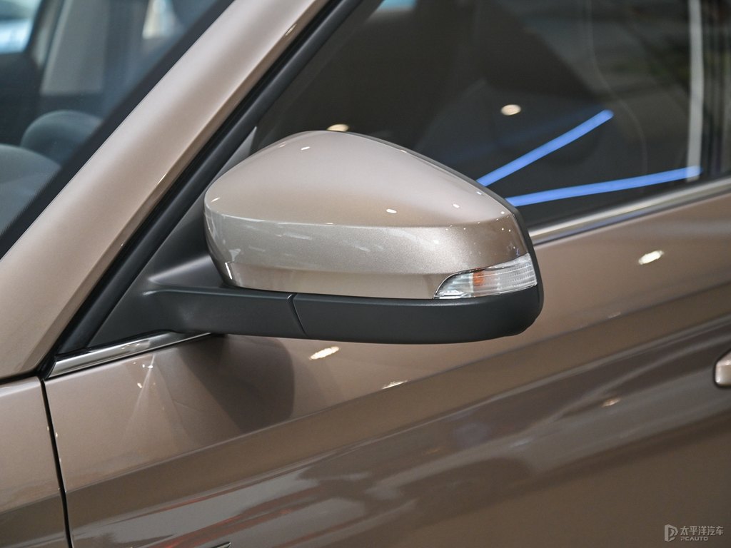 摩登金柯米克車(chē)身外觀圖片