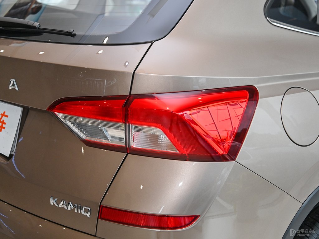 摩登金柯米克車尾外觀圖片