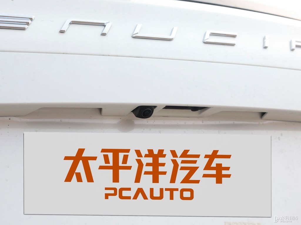 珠光白啟辰T60車尾外觀圖片