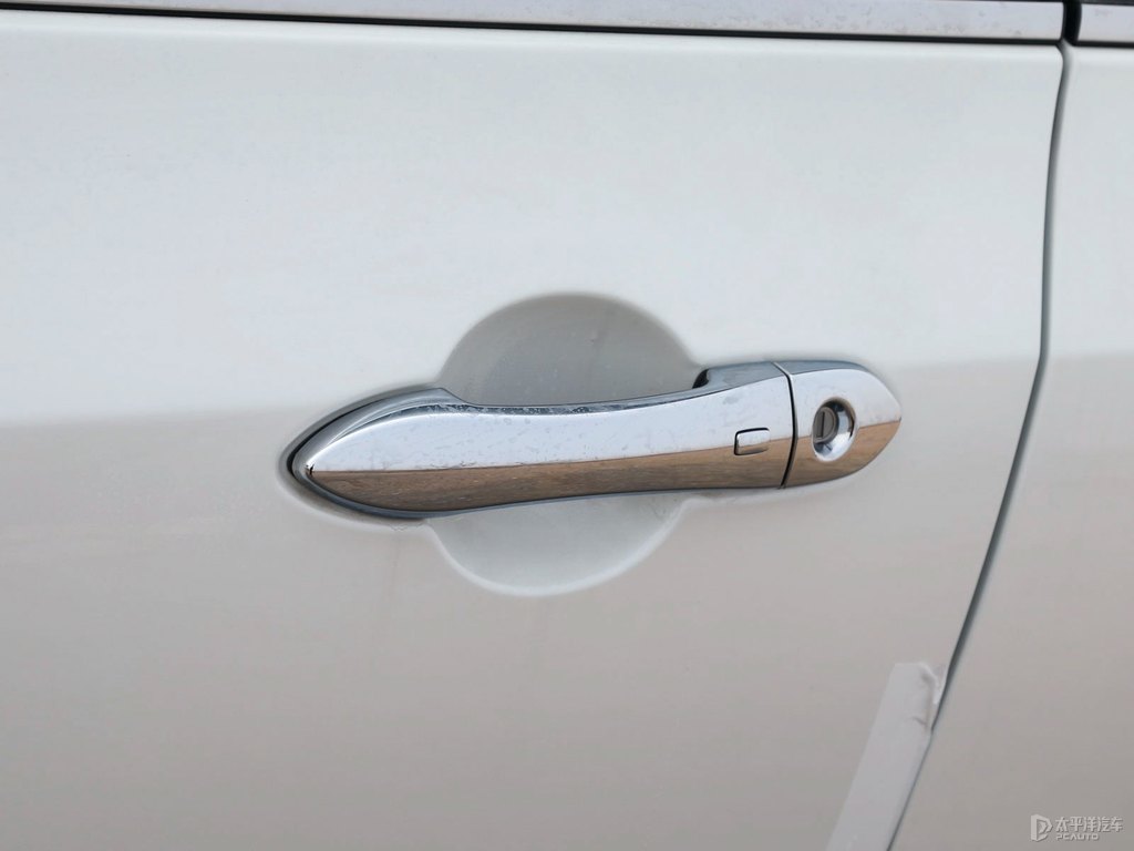 珠光白啟辰T60車身外觀圖片