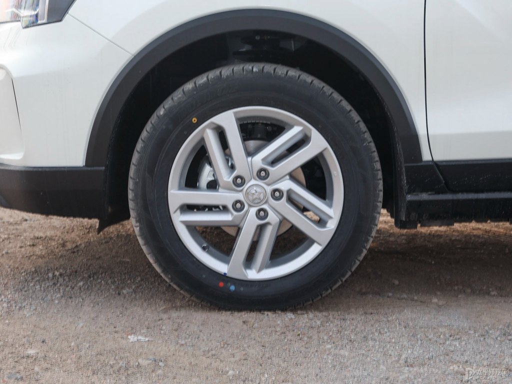 珠光白啟辰T60車身外觀圖片