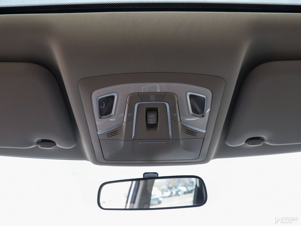 珠光白啟辰T60車廂內(nèi)飾圖片