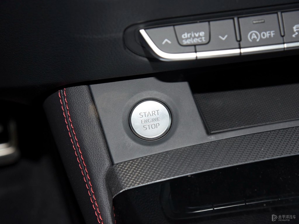 凱莫拉灰奧迪Q5L Sportback中控內(nèi)飾圖片