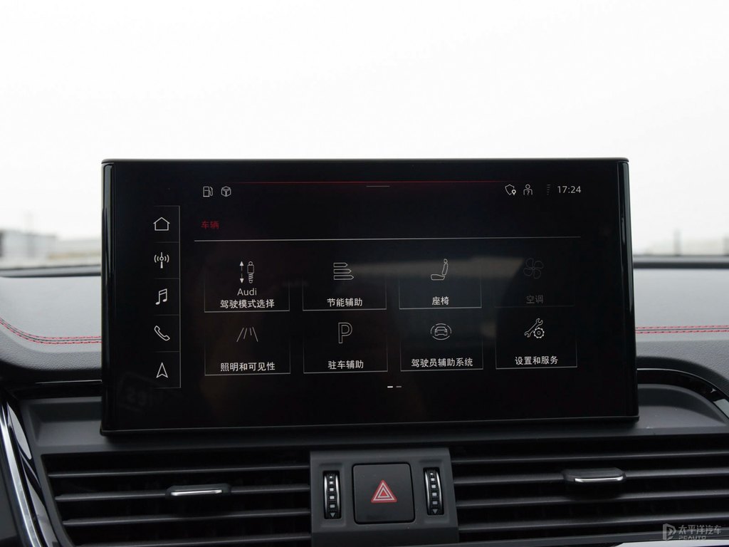 凱莫拉灰奧迪Q5L Sportback中控內(nèi)飾圖片