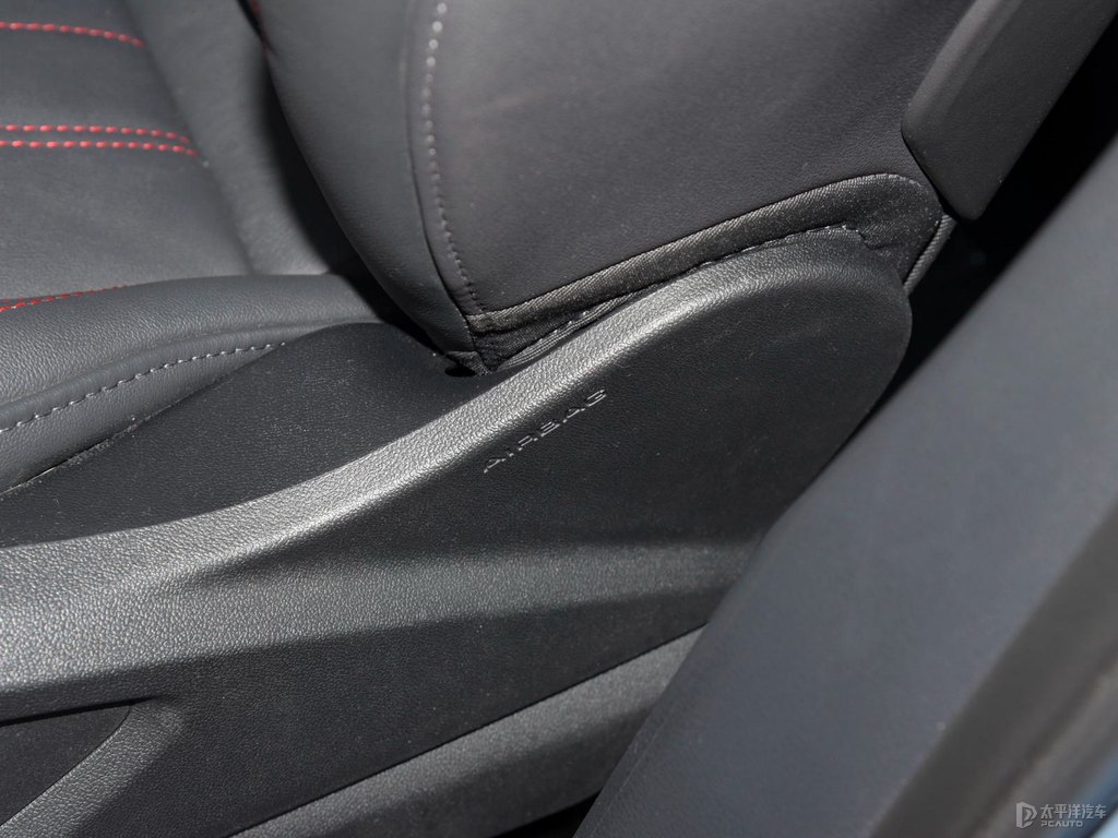凱莫拉灰奧迪Q5L Sportback座椅內(nèi)飾圖片