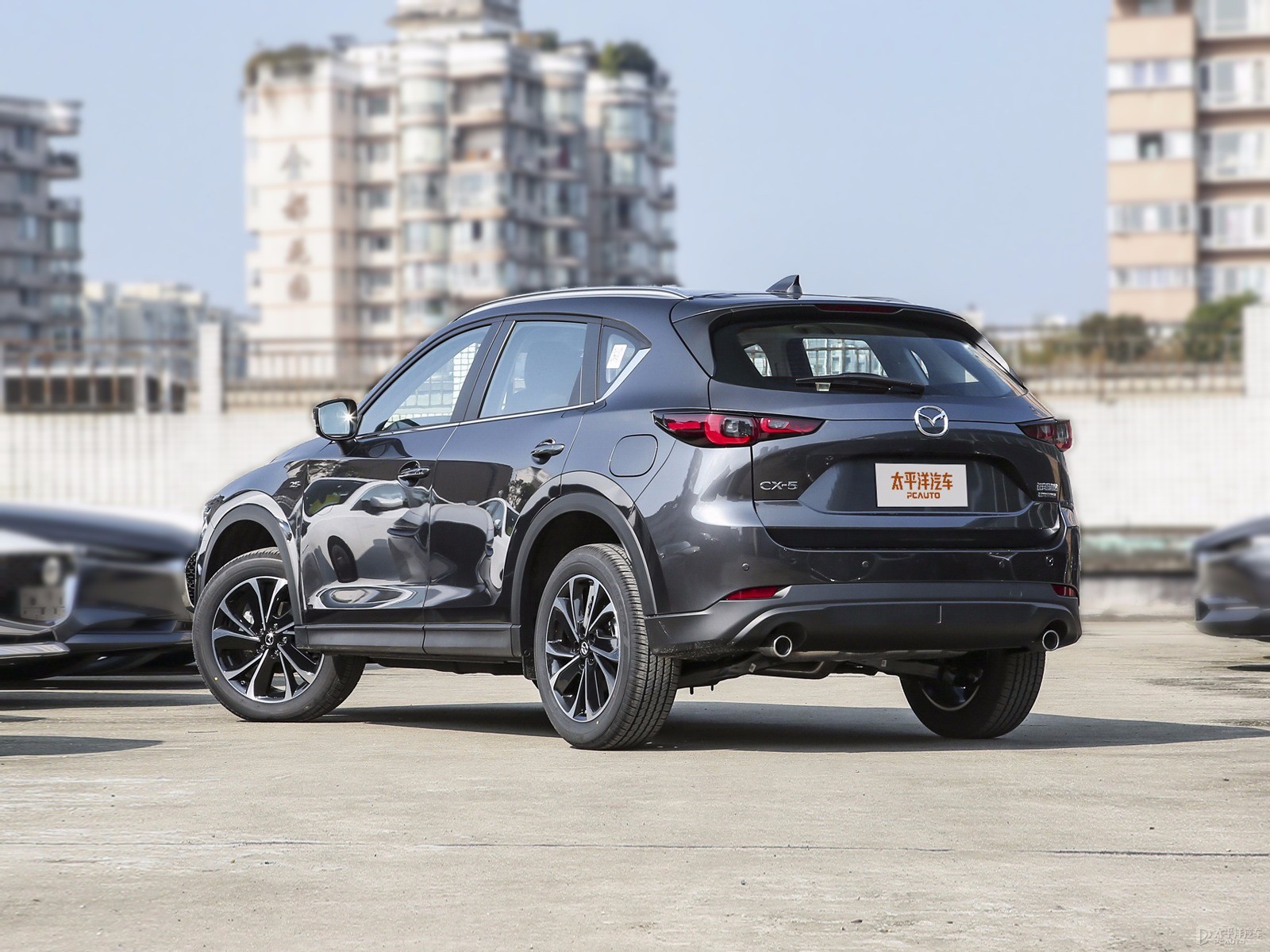 鉑鋼灰馬自達(dá)CX-5整車外觀外觀圖片