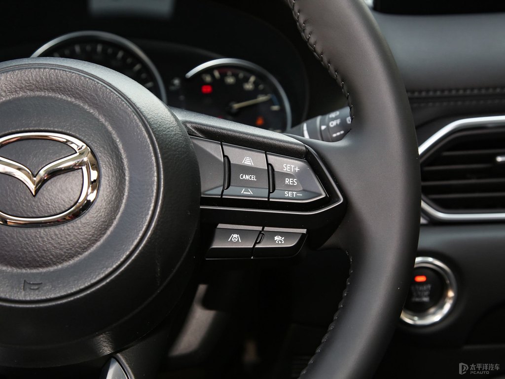 鉑鋼灰馬自達(dá)CX-5中控內(nèi)飾圖片