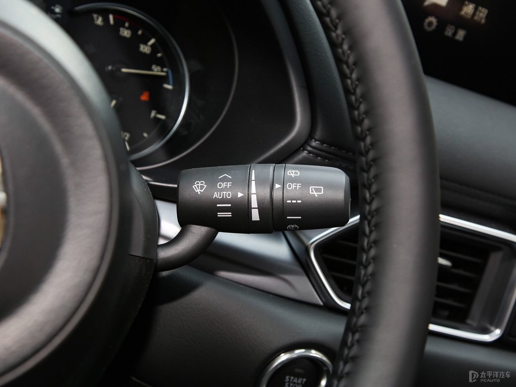 鉑鋼灰馬自達(dá)CX-5中控內(nèi)飾圖片