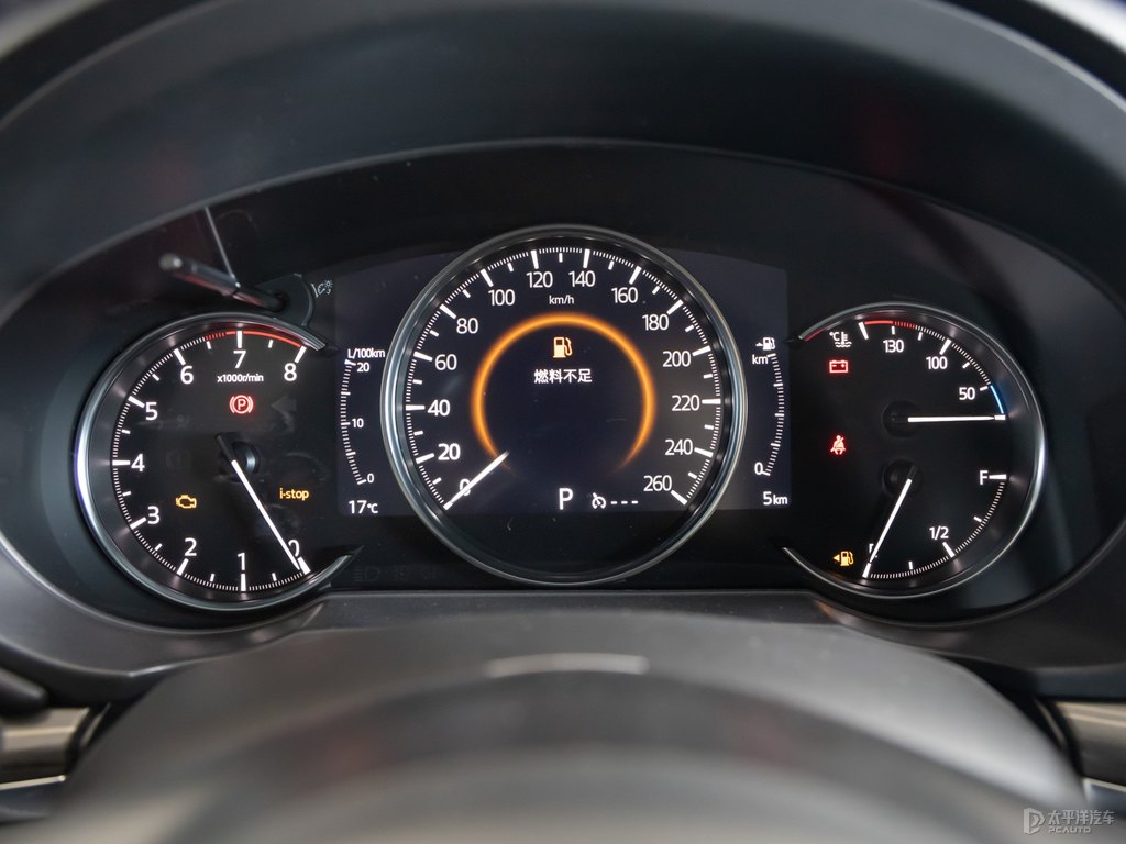 珠光白馬自達CX-5中控內(nèi)飾圖片