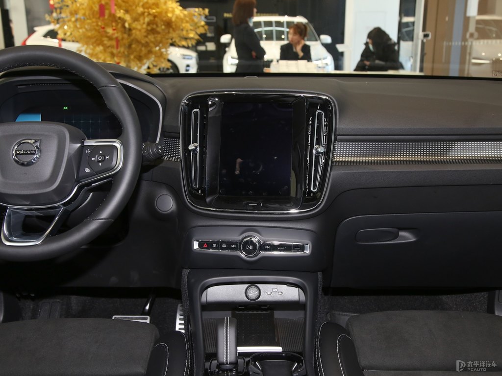 ɫ+ˮ֠XC40Դп؃(ni)DƬ