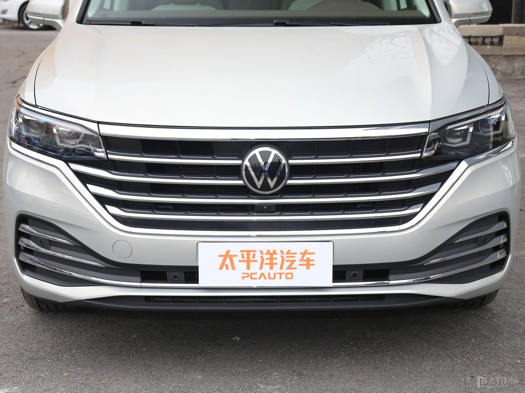 冰島銀威然車頭外觀圖片