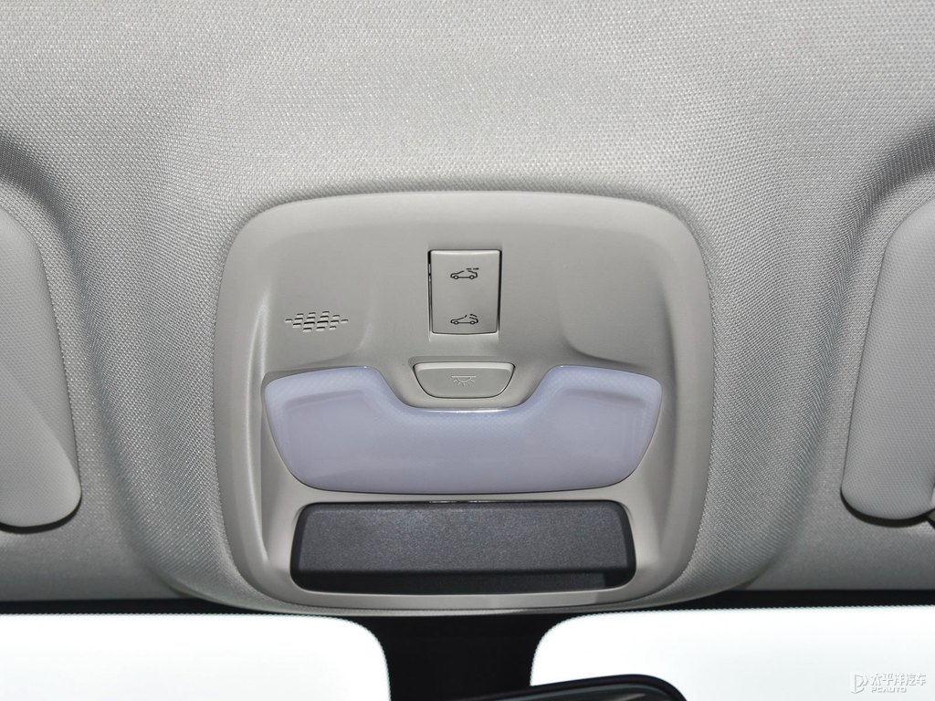 星云白威朗車廂內(nèi)飾圖片