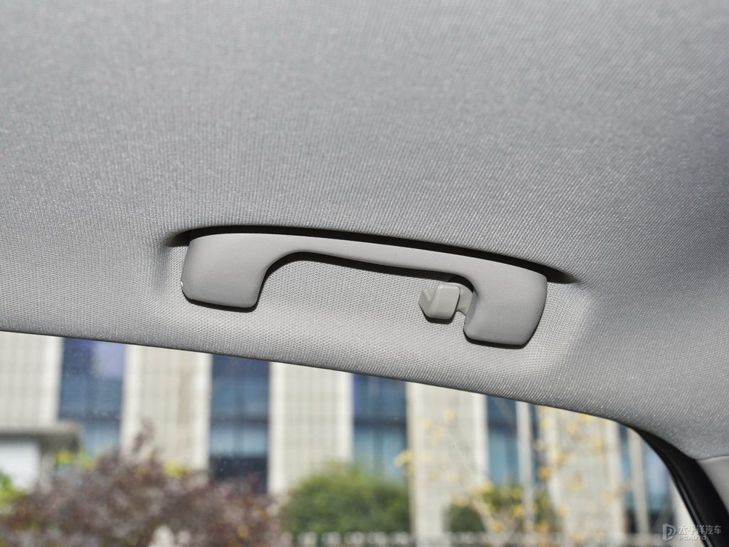 星云白威朗車廂內(nèi)飾圖片