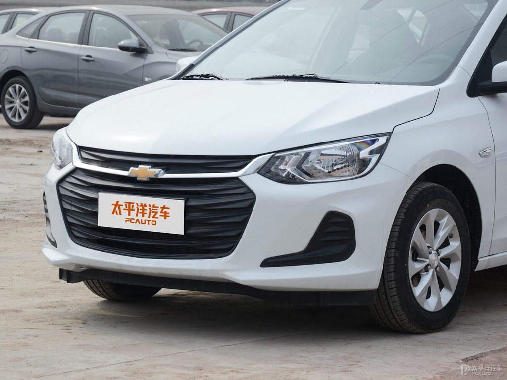 流云白科沃茲車頭外觀圖片