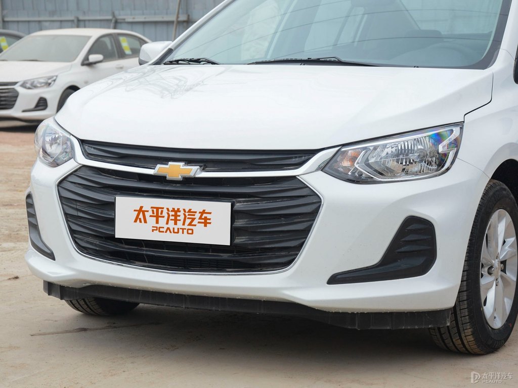 流云白科沃茲車頭外觀圖片