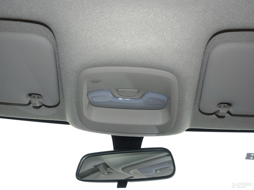 流云白科沃茲車廂內(nèi)飾圖片