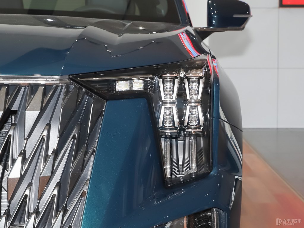 墨璽綠傳祺GS8車頭外觀圖片