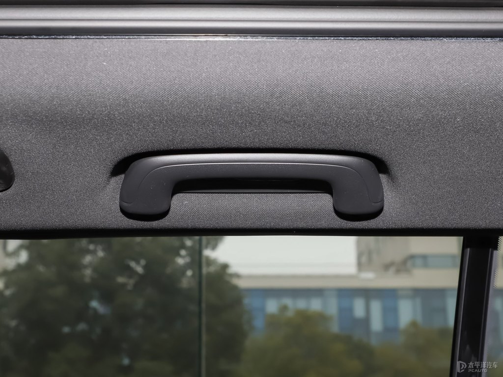 墨璽綠傳祺GS8車廂內(nèi)飾圖片