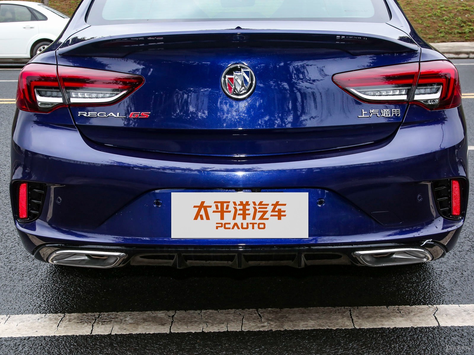 君威外觀高清大圖