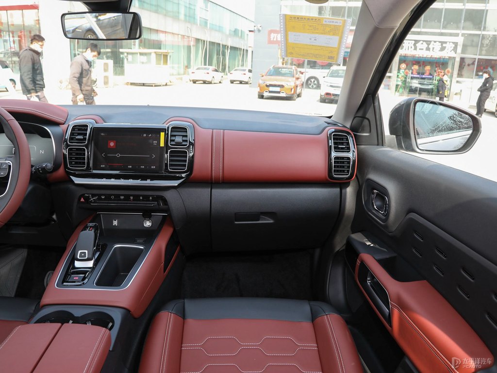 r C5 AIRCROSSп؃DƬ
