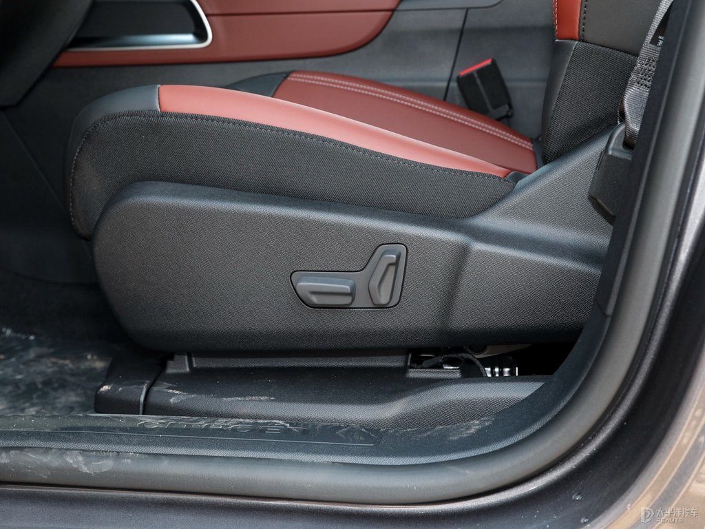 r C5 AIRCROSS΃(ni)DƬ