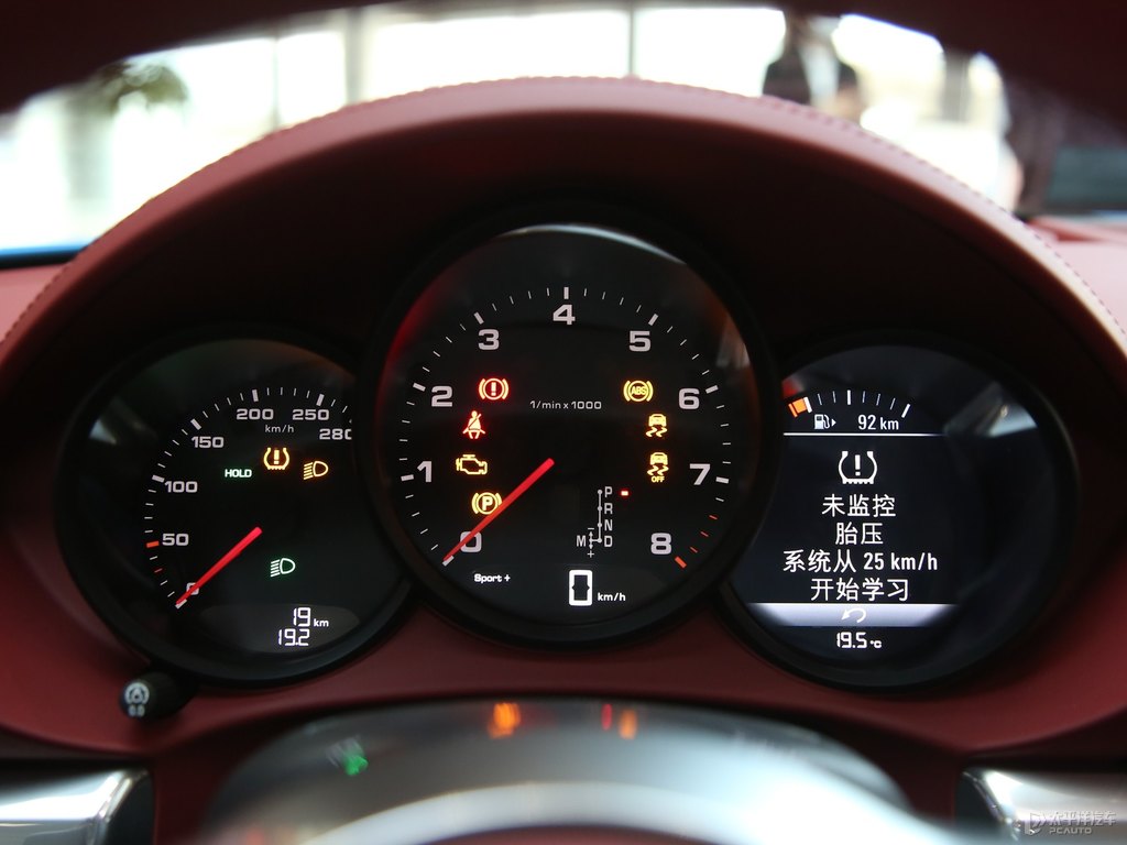 {r718п؃(ni)DƬ