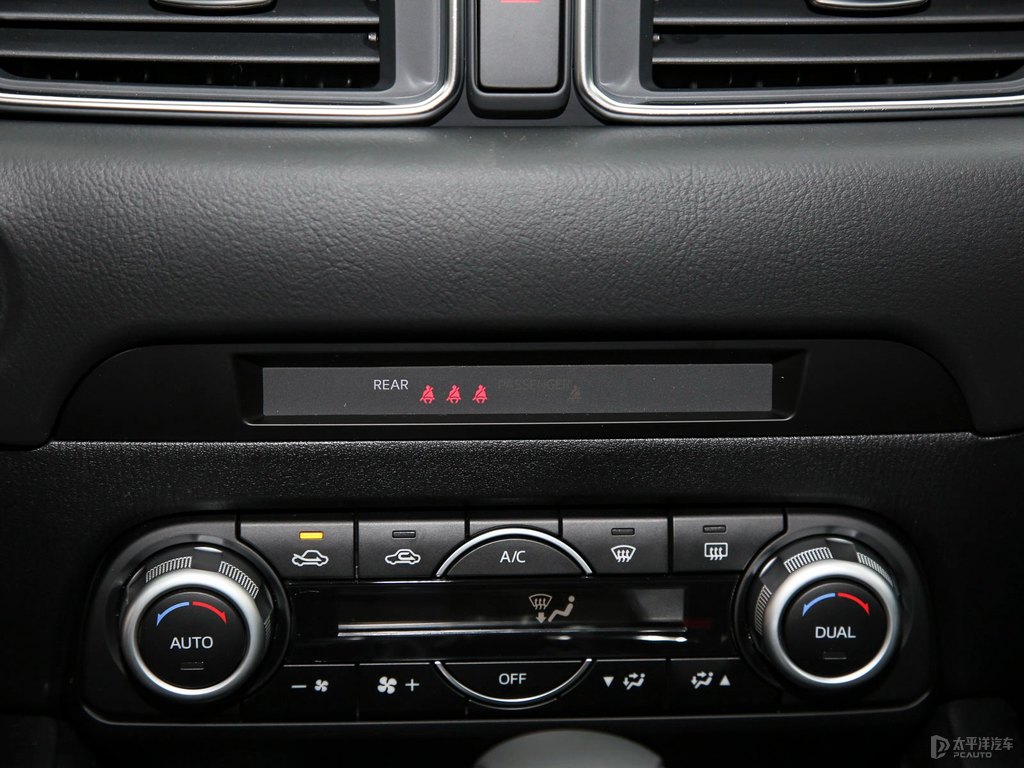 鉑鋼灰馬自達(dá)CX-5中控內(nèi)飾圖片