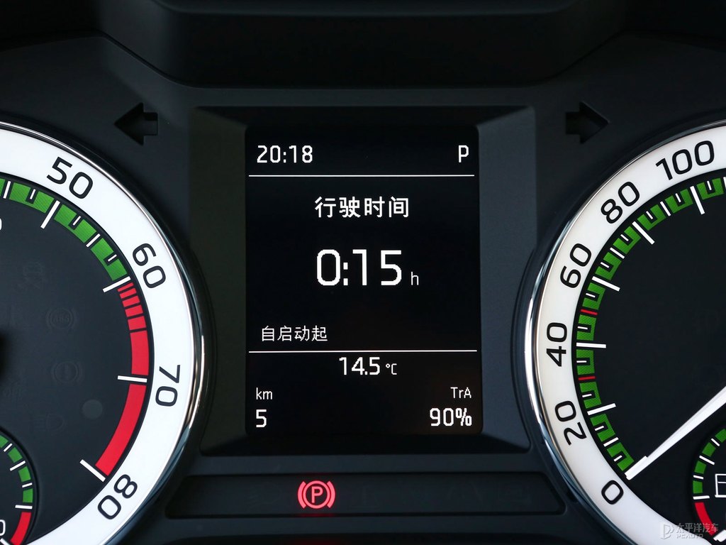 潮流灰明銳中控內(nèi)飾圖片