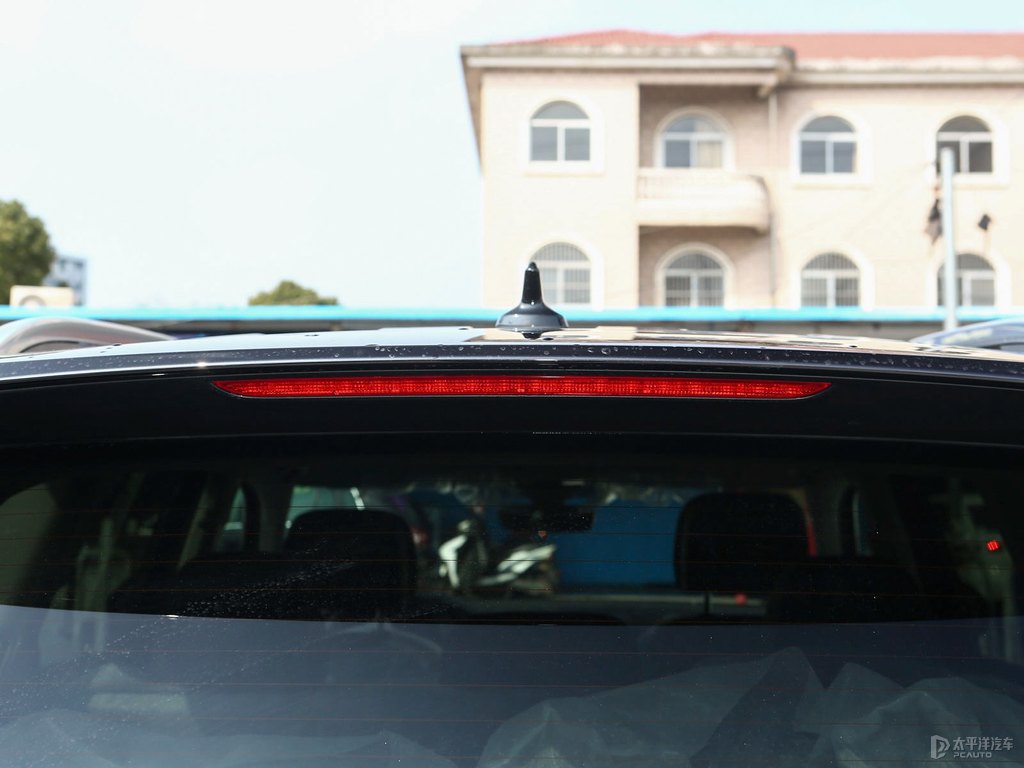 玄武黑途昂車尾外觀圖片