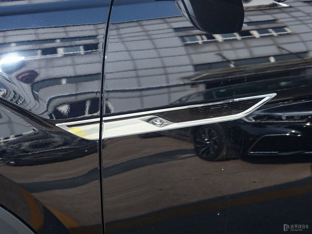 玄武黑途昂車身外觀圖片