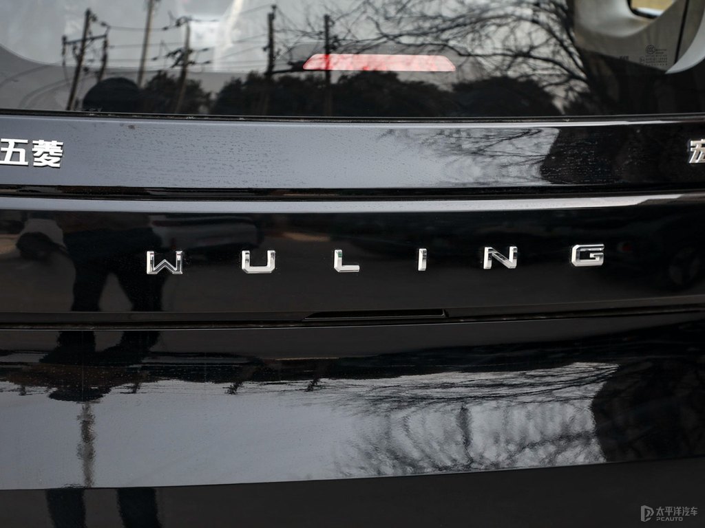 颶風(fēng)魅影(黑)宏光MINIEV車尾外觀圖片