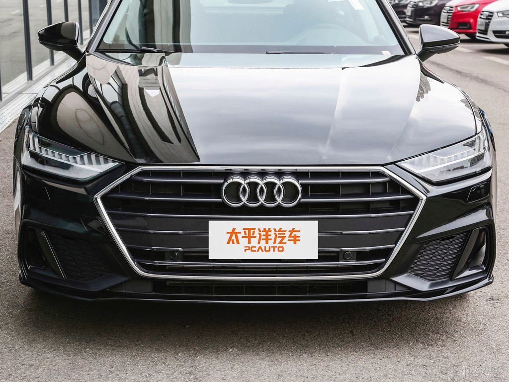 傳奇黑奧迪A7車頭外觀圖片