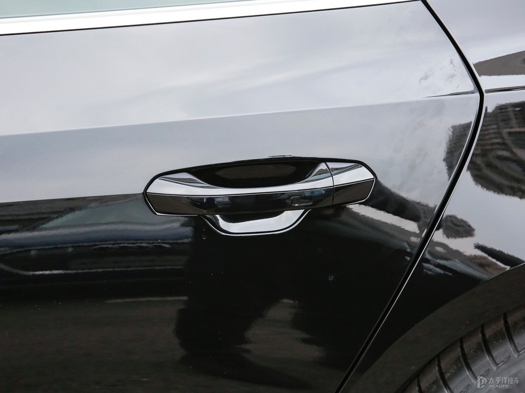 傳奇黑奧迪A7車身外觀圖片