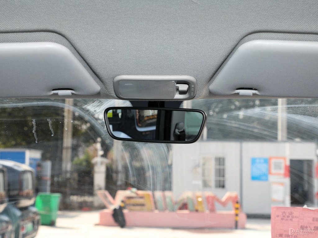 叢林穿越(綠)宏光MINIEV車廂內(nèi)飾圖片