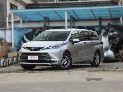 赛那SIENNA 2021款 2.5L混动 豪华福祉版