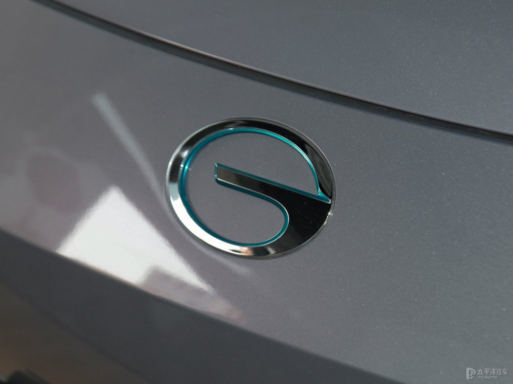 天際灰AION LX車頭外觀圖片