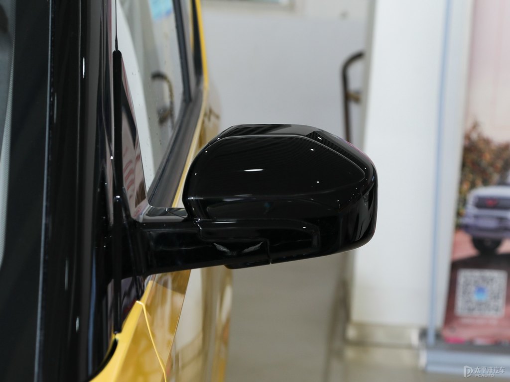 檸檬黃宏光MINIEV車身外觀圖片