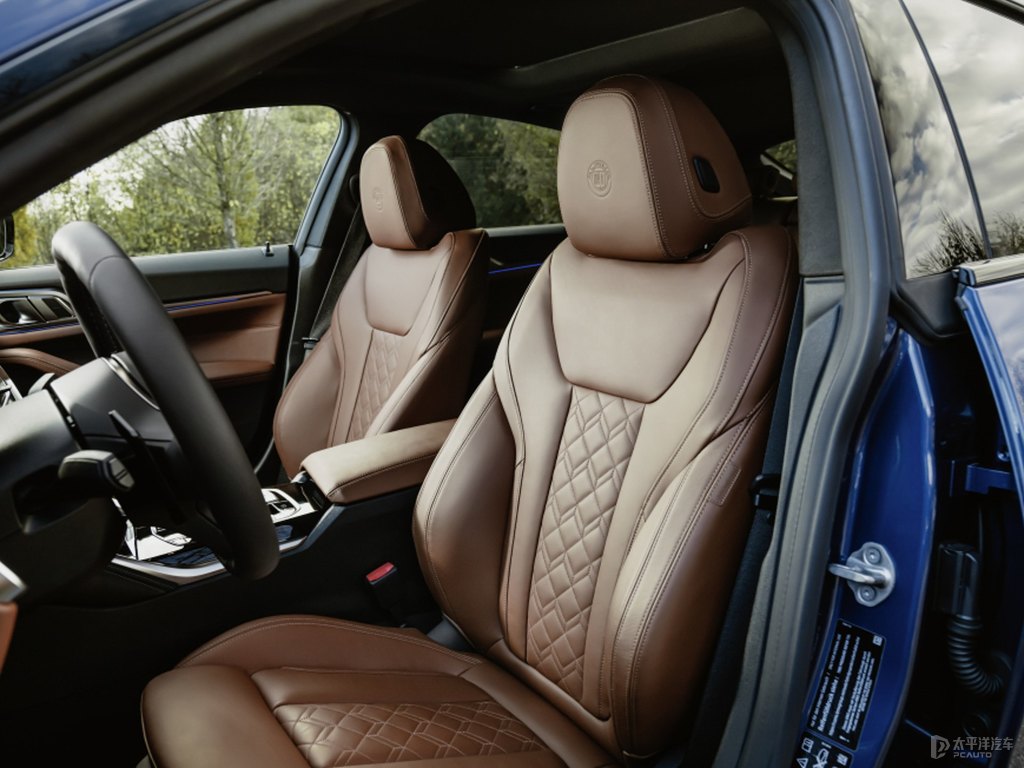 ALPINA B4وDوDDƬ