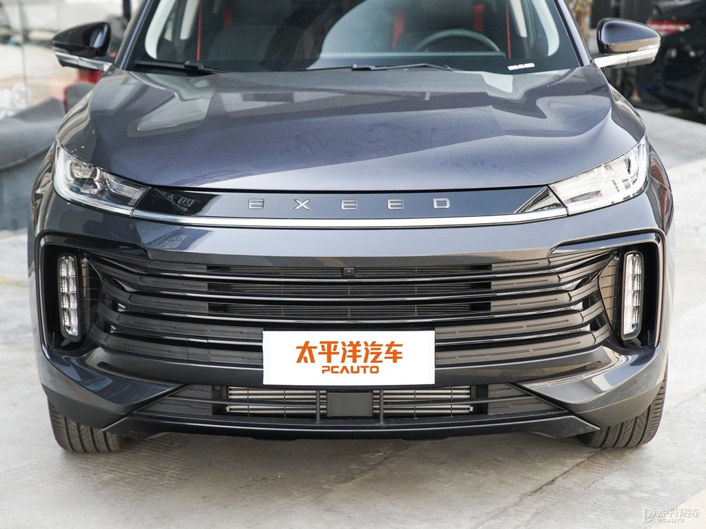 隕石灰星途凌云車(chē)頭外觀圖片