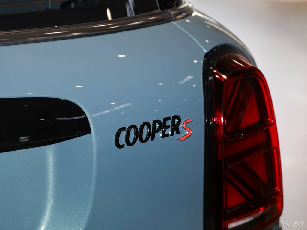 ȼMINI COUNTRYMAN܇(ch)β^DƬ